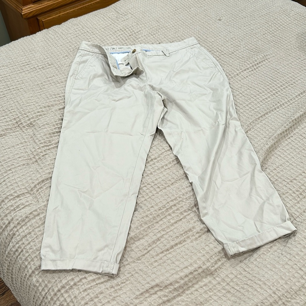 Talbots Capri khakis size 14 petite.